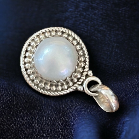 Natural Pearl Sterling Silver Pendant - Picture 3 of 5
